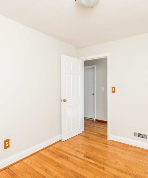 4416 Springwood Ave. bedroom with hardwood floor
