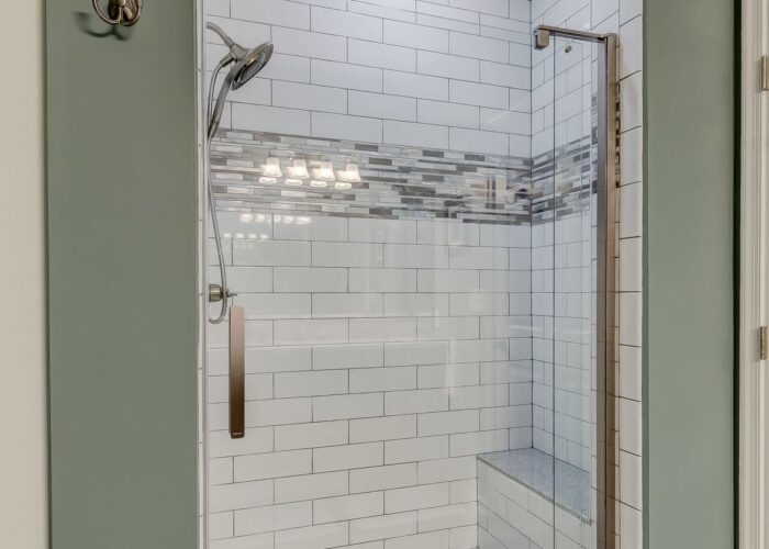 9505 Kingscroft Terrace #M, owner's suite shower