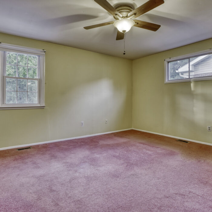 2502 Lampost Lane, third bedroom with ceiling fan